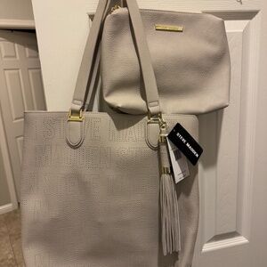 Steve Madden Tote wth Pouch